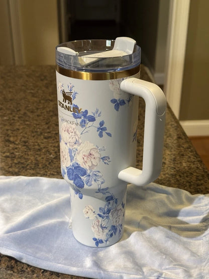 Stanley x LoveShackFancy Everblooming Rosettes Quencher H2.0 FlowState Tumbler 40 oz – NIB